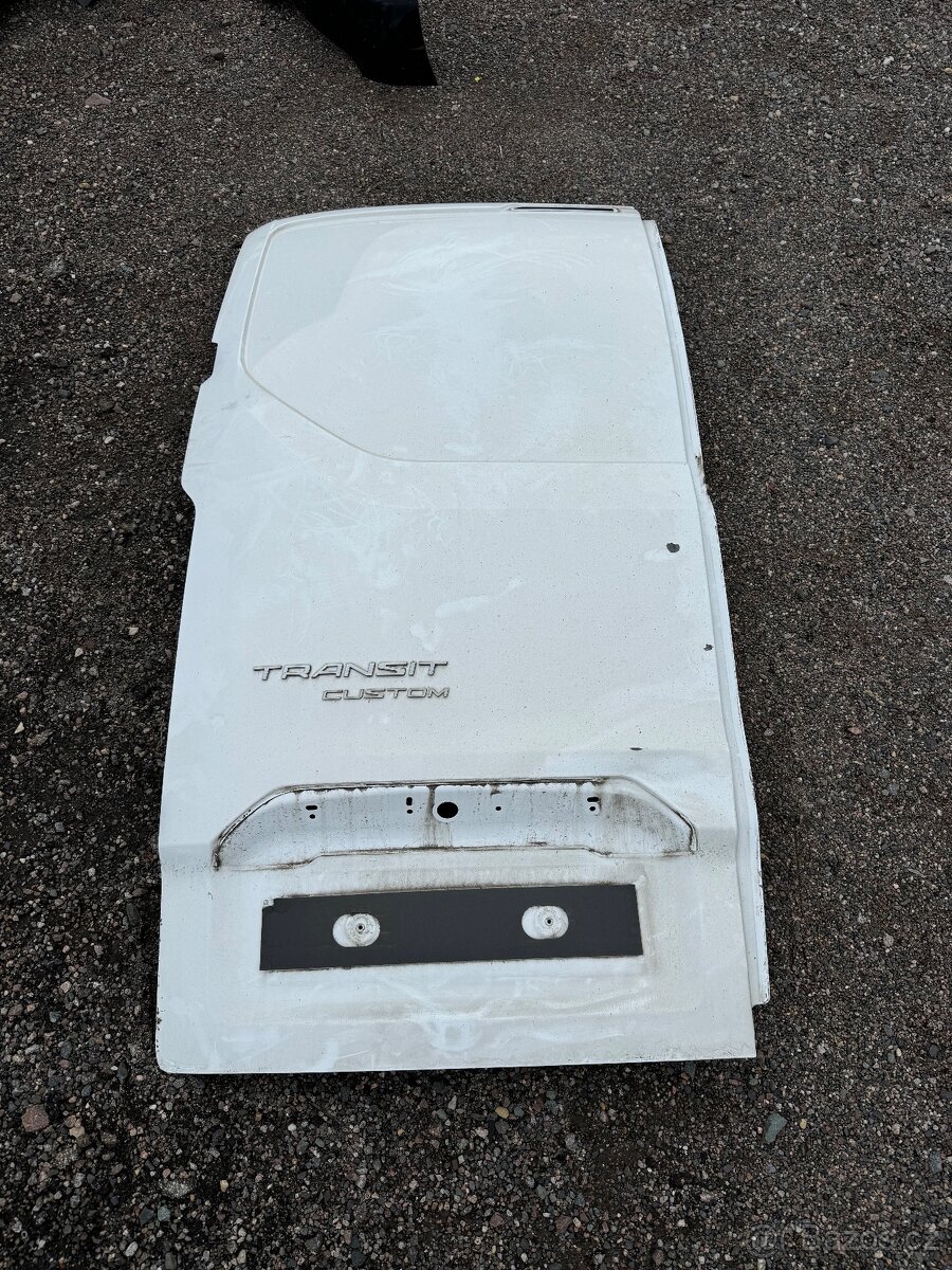 Ford Custom Levé zadní dveře