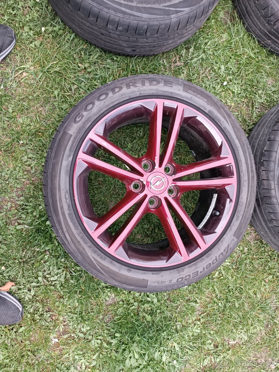 Letní ALU kola Opel Insignia 255/45/R18