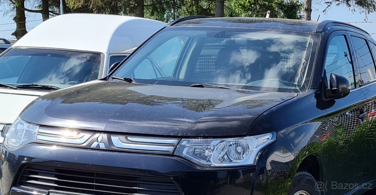 OUTLANDER NOVÉ ČELNÍ OKNO 6102A910