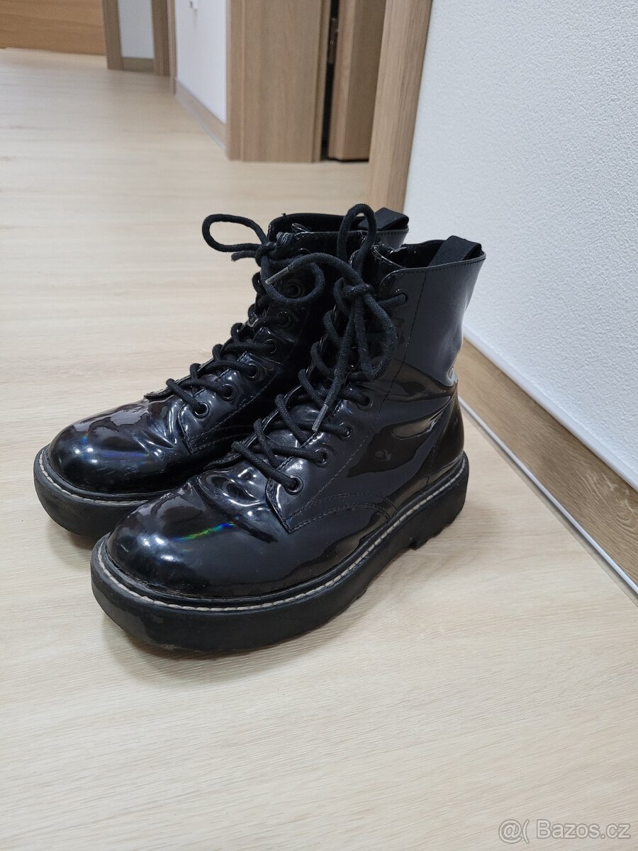 Dívčí podzimní boty HM 35