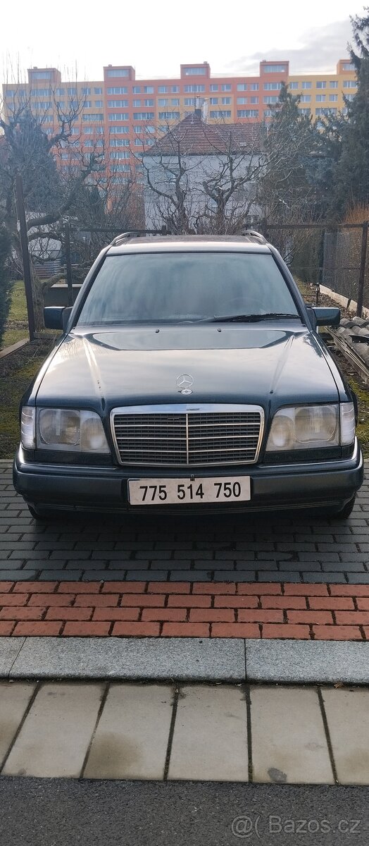 Mercedes-Benz W 124 250D Kombi