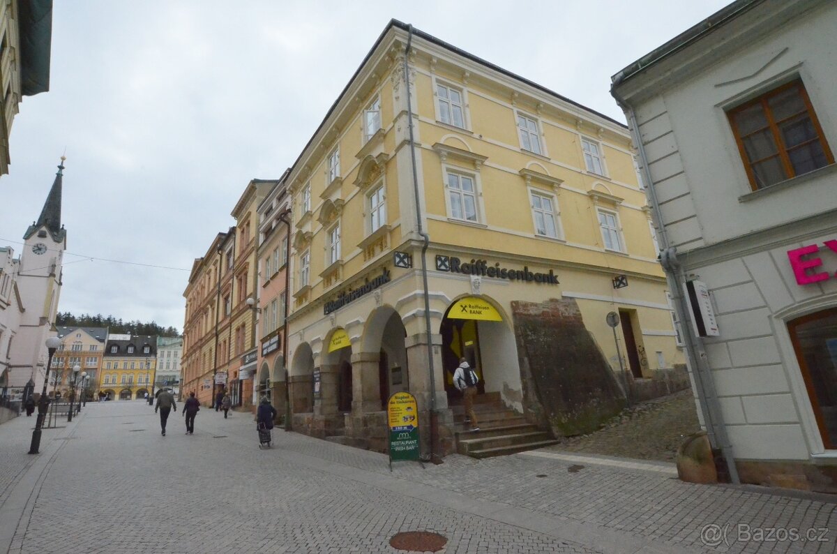 Pronájem nebytového prostoru v centru Trutnova