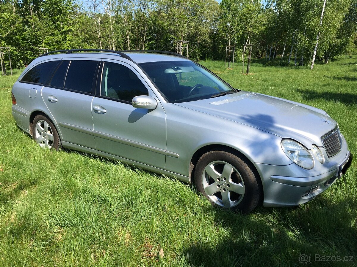 Mercedes-Benz e 220cdi kombi w211 6rychl. manuál