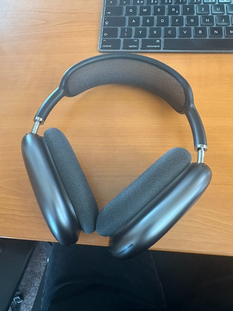 Apple AirPods Max Vesmírně šedá (1st gen.)