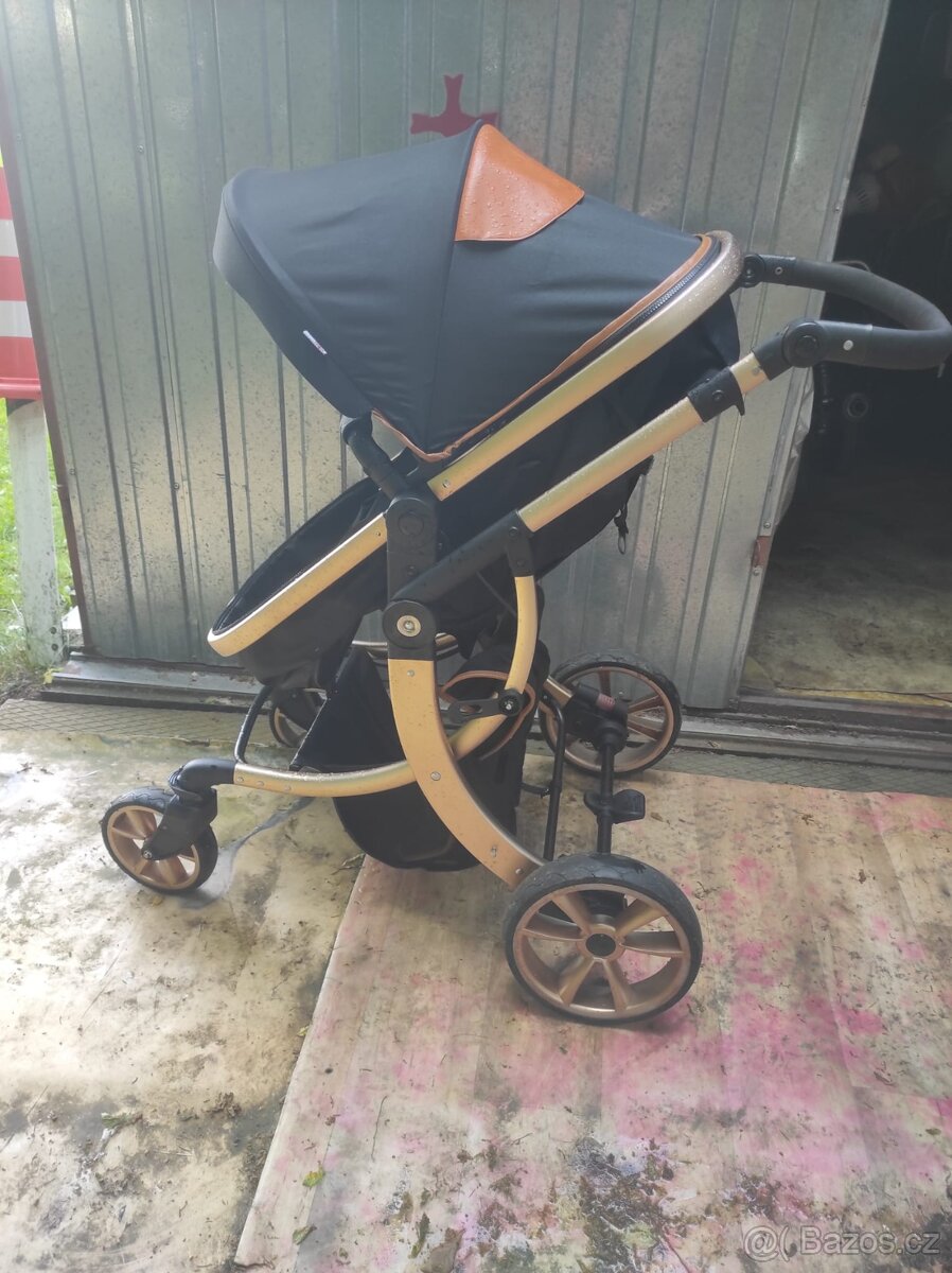 Kočárek Mama kiddies