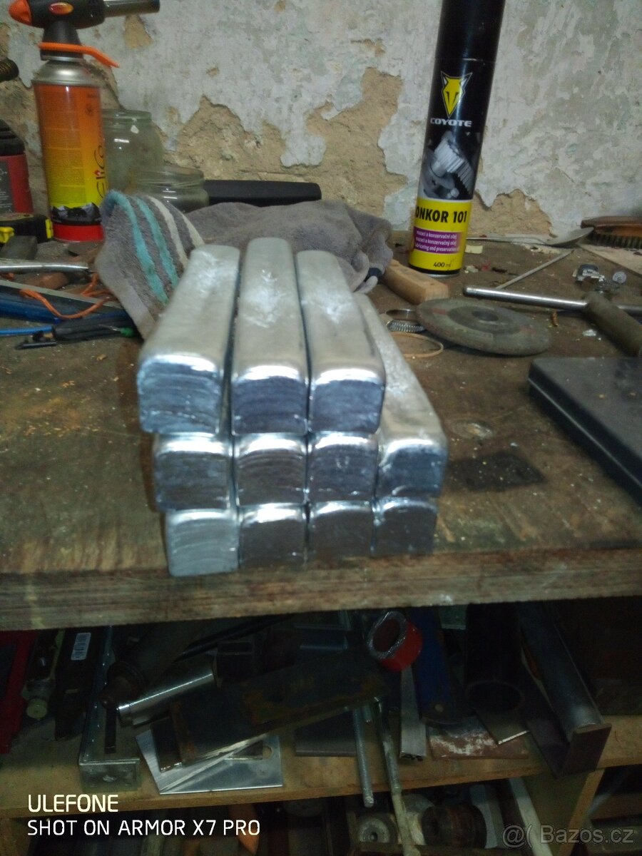 Zinek