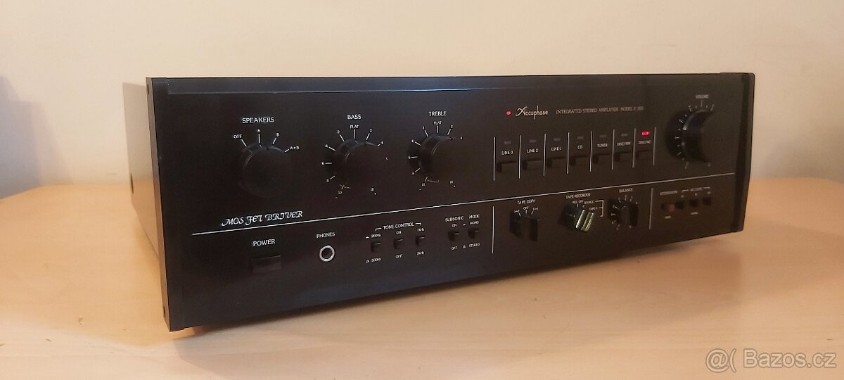 ACCUPHASE E-205 STEREO AMPLIFIER + BOX