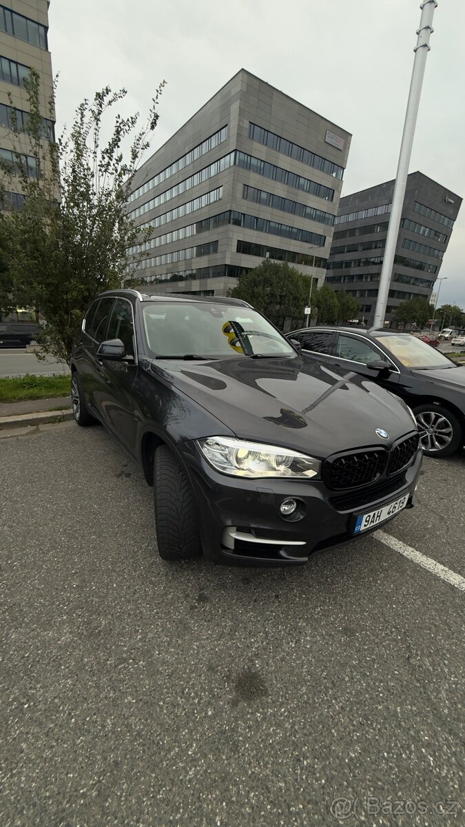 BMW X5 xDrive25d (F15) 2015, najeto 256000 km
