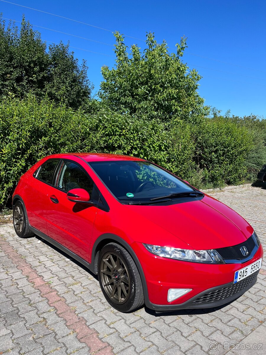 Prodám Honda civic 8g