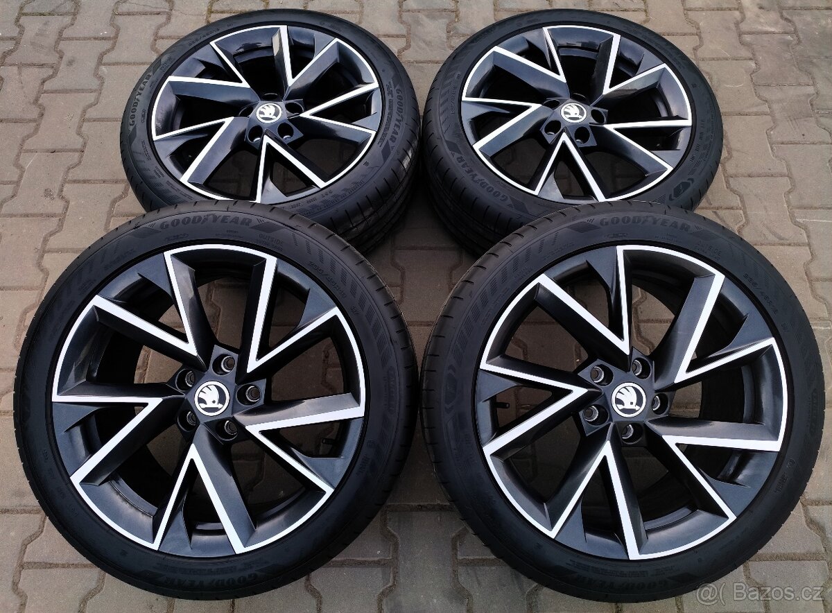 Alu kola originál Škoda Superb III 5x112 R18 Vega