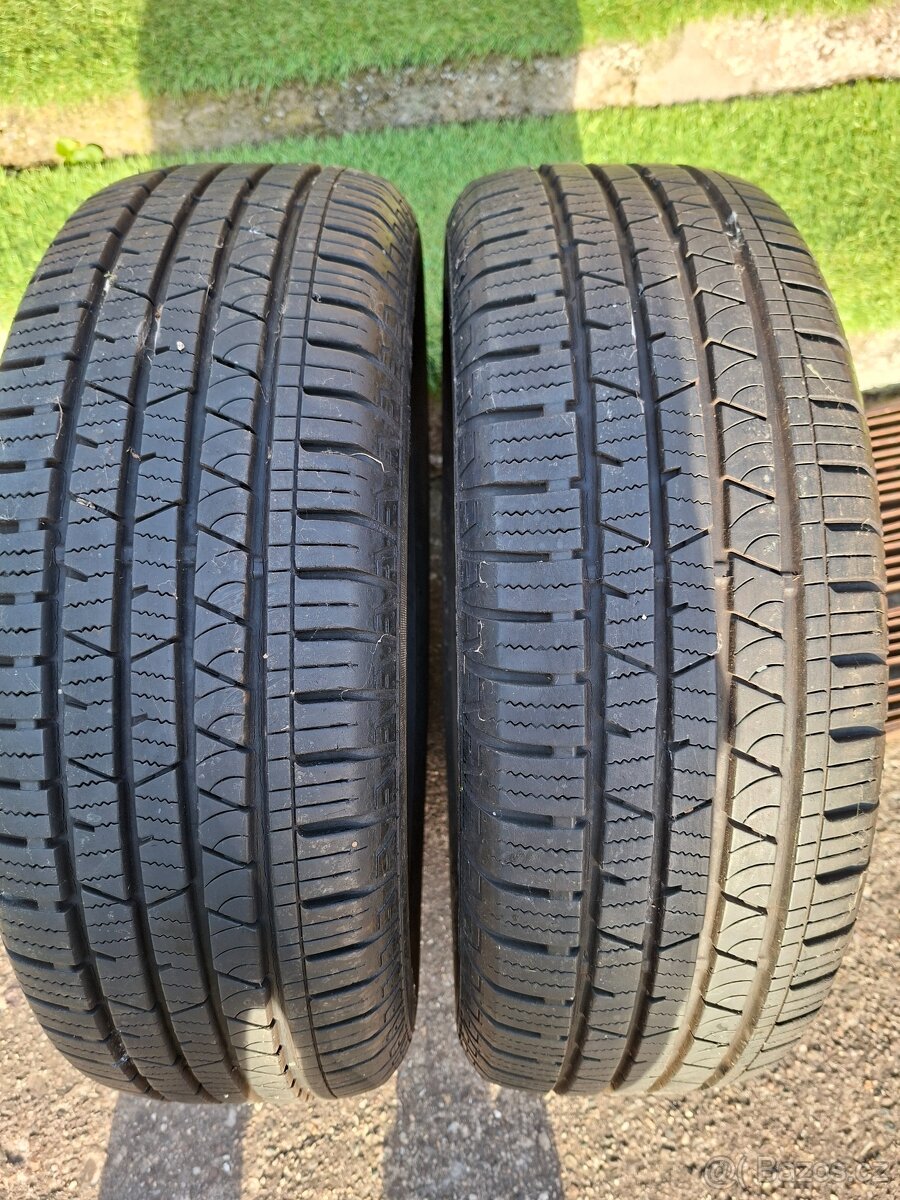 215/65 R16 celoroční