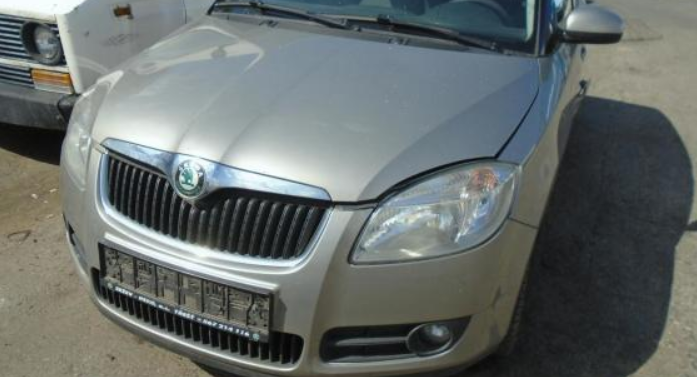 ŠKODA FABIA II - sháním kapotu, před. nárazník