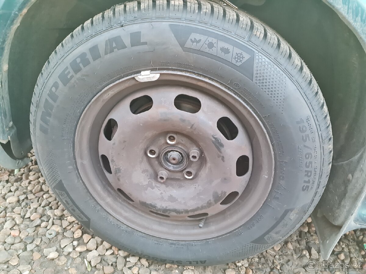 Plechy 5x100 195/65 R15 zimni NOVE gumy