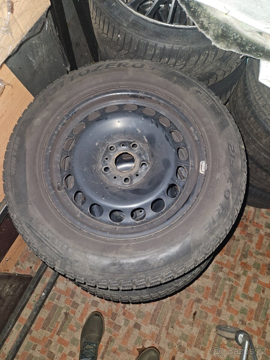 Zimní pneumatiky s disky Škoda