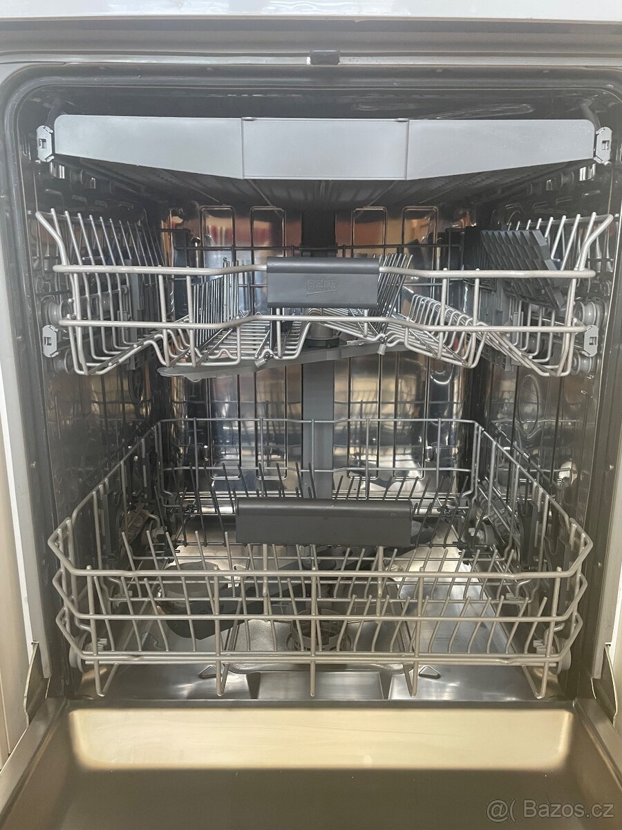 Myčka zn. Beko