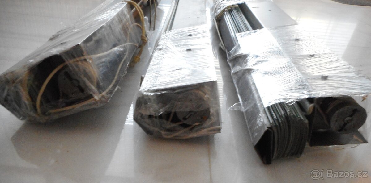 zdarma - venkovní/vnitřní žaluzie