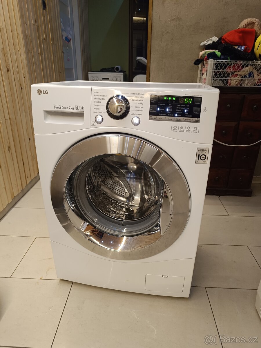 Krásná pračka LG na 7 kg