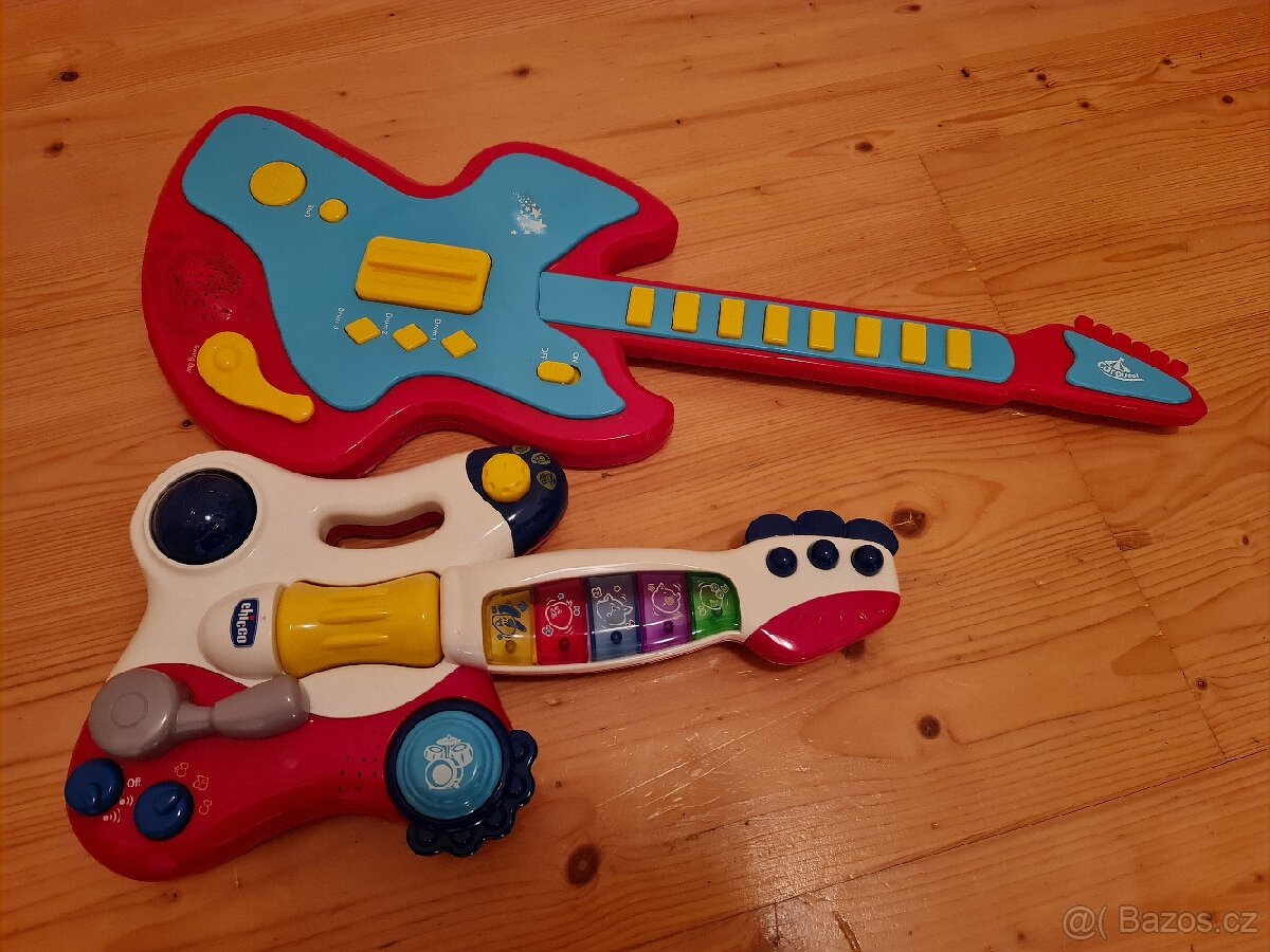 Dvě dětské hrací kytary
