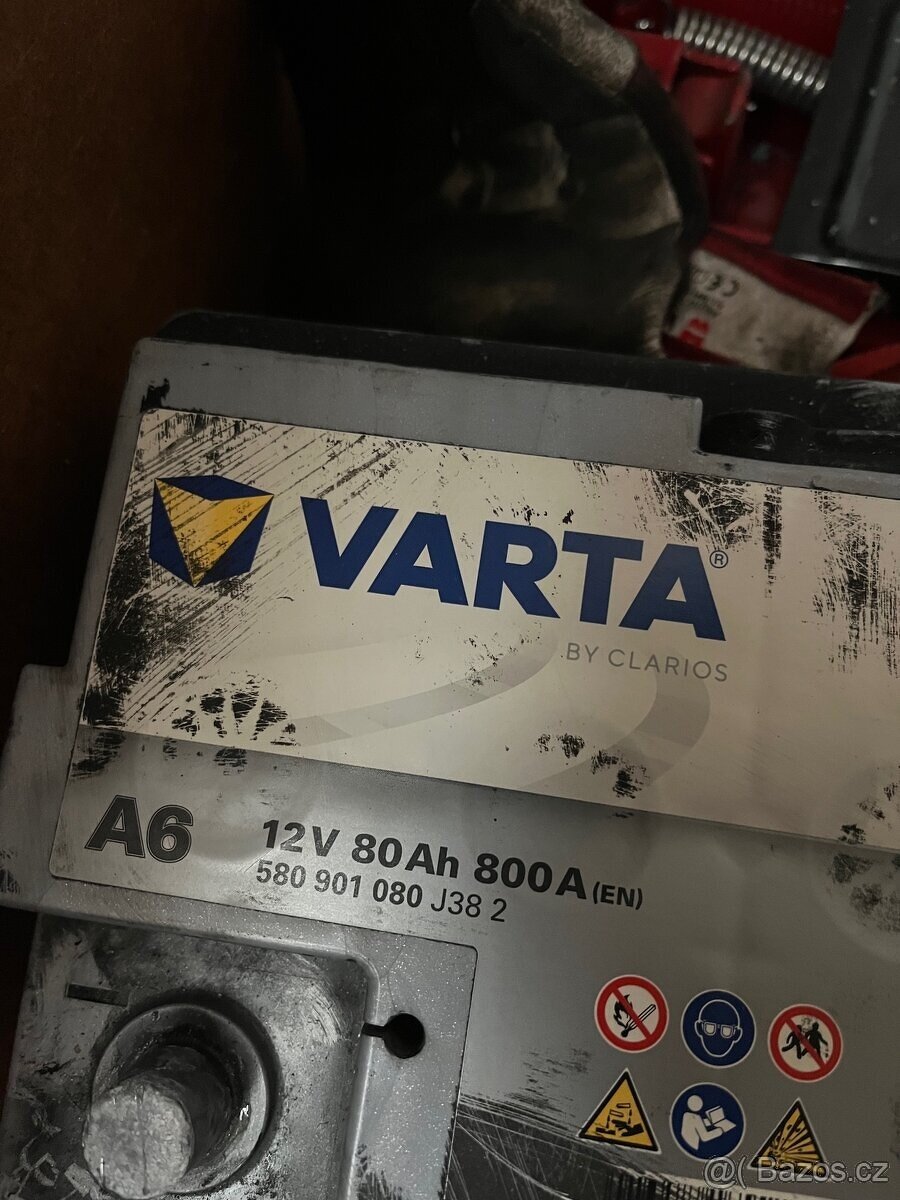 PRODÁM AUTOBATERII VARTA 12V 80Ah 800A