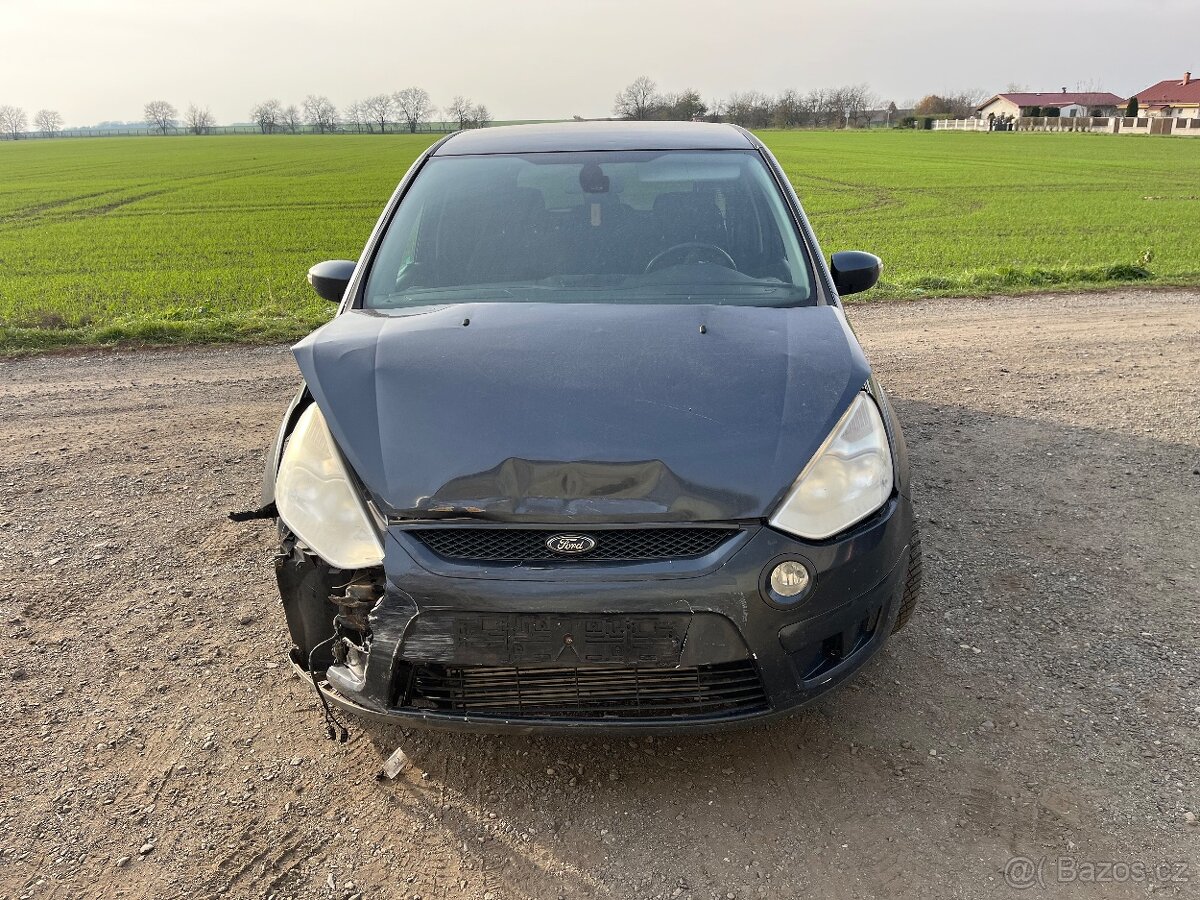 Ford Smax 1.8tdci rok 2009 najeto 260tkm na ND