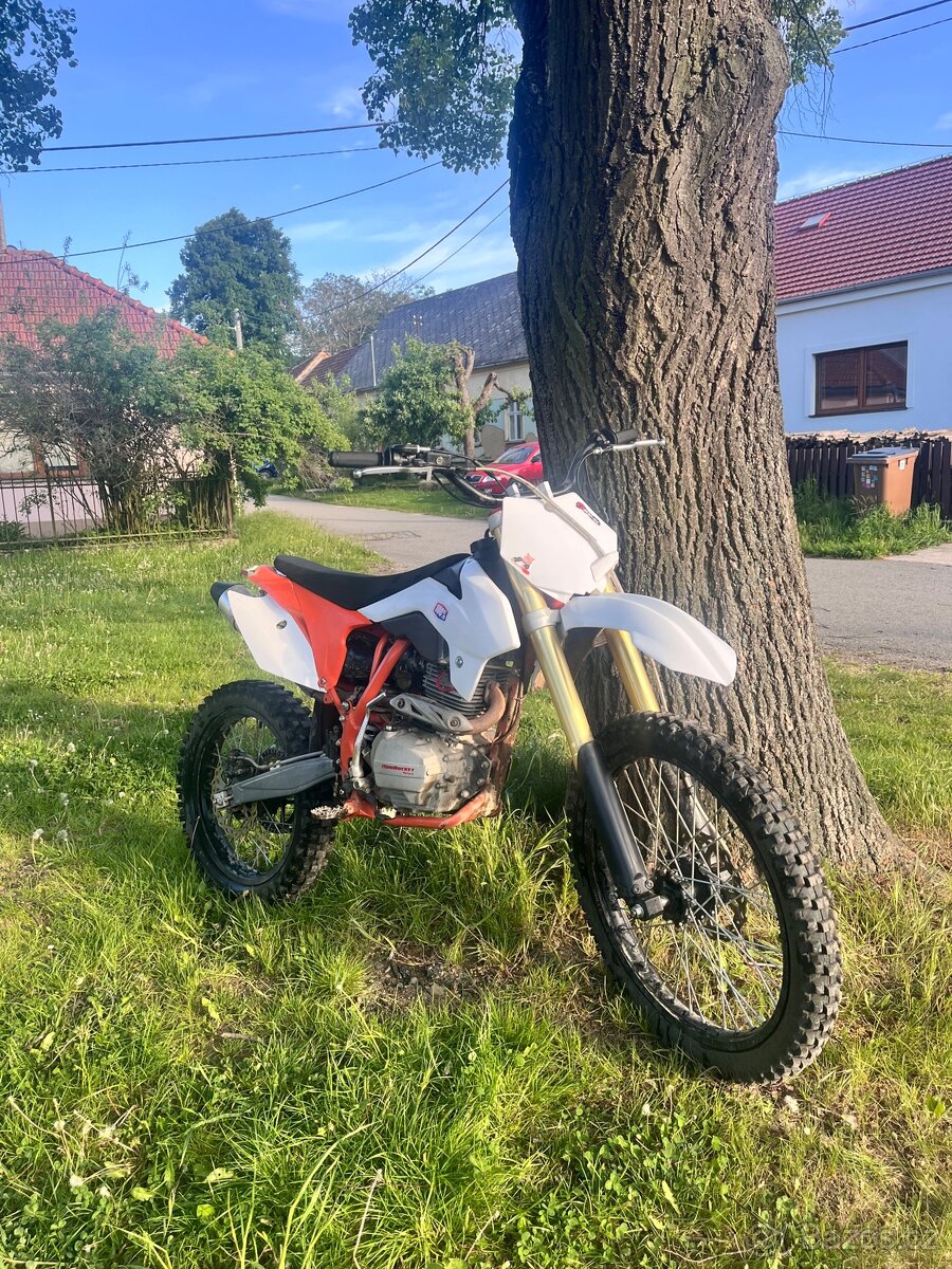 Pitbike 250 minirocket 2020