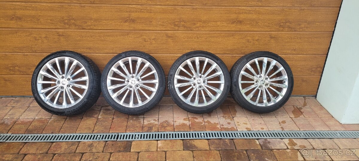 Alu kola Škoda superb R19 235/40/R19