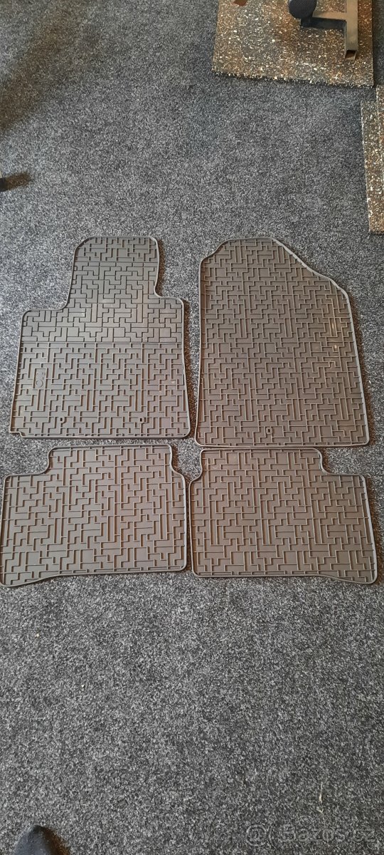 gumové originální koberecky hyundai i10 nové