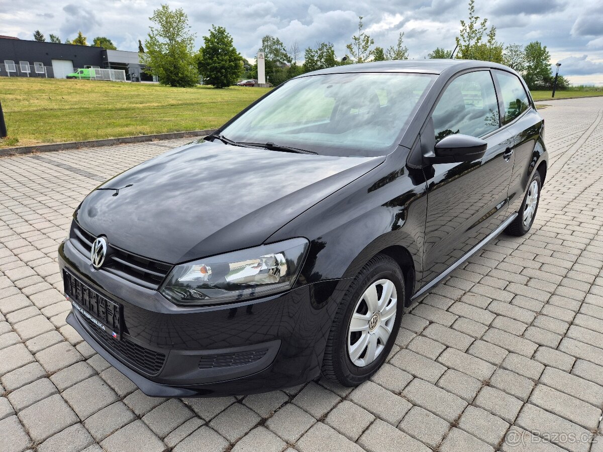 VW POLO 1.2I 12V pravidelný servis servisní knížka TOP stav