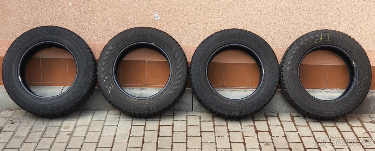 Nokian Lapponia W SUV 215/65 R16