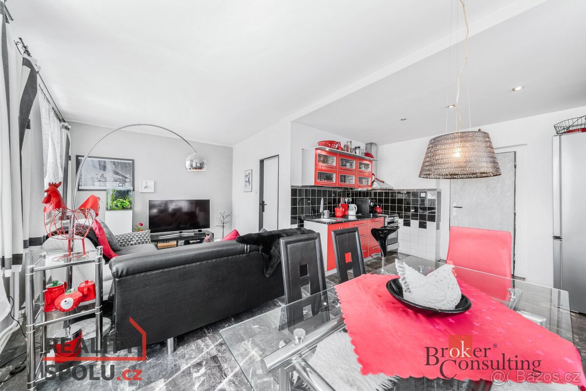 Prodej, domy/rodinný, 198 m2, 33011 Dolany, Plzeň-sever [ID 