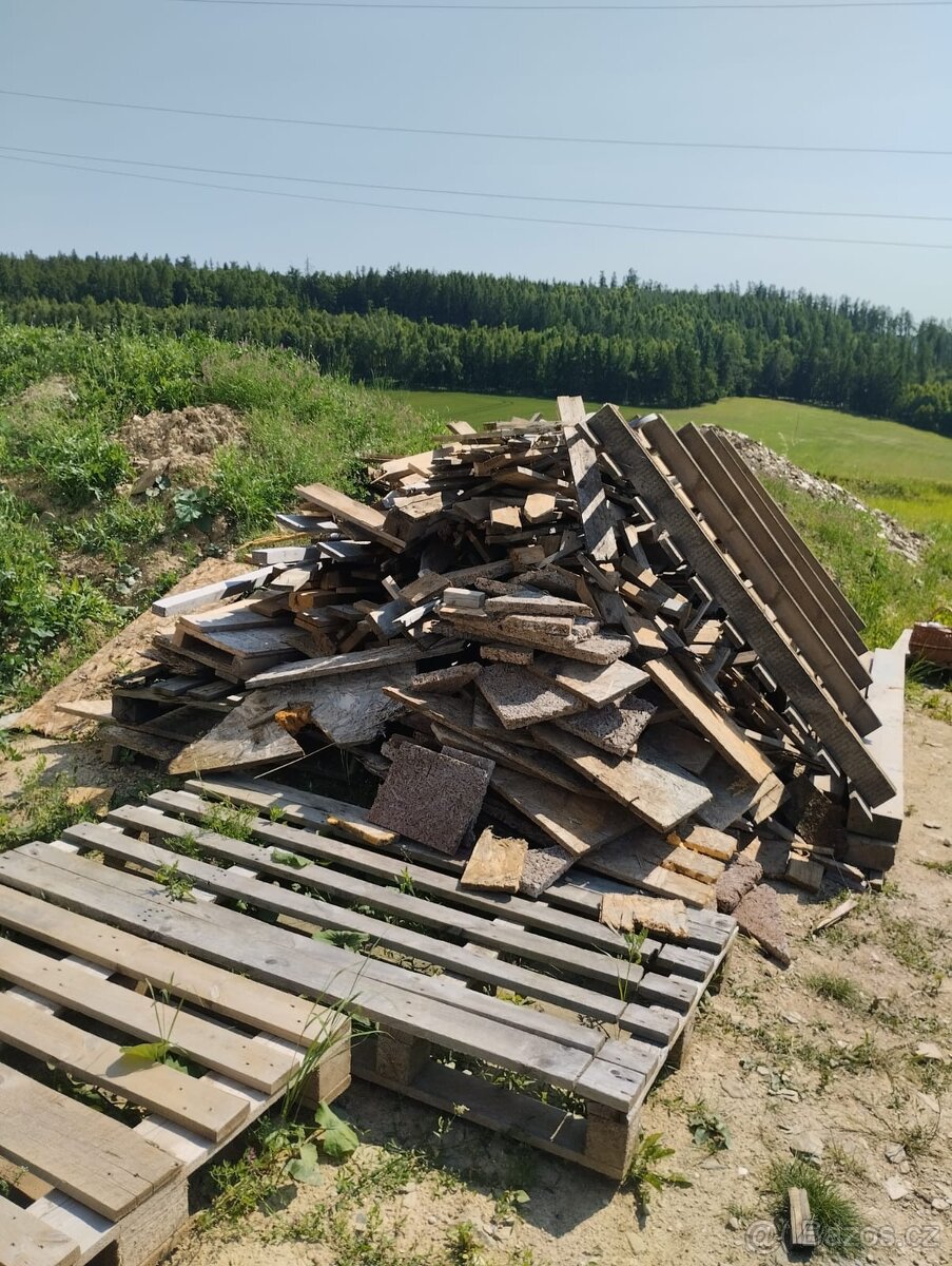 Dřevo za odvoz
