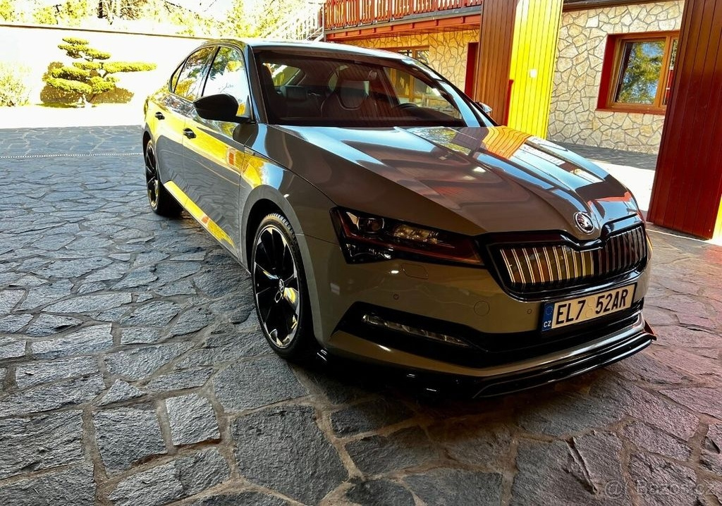 Škoda Superb 1,4 TSI iV, hybrid, Sportline