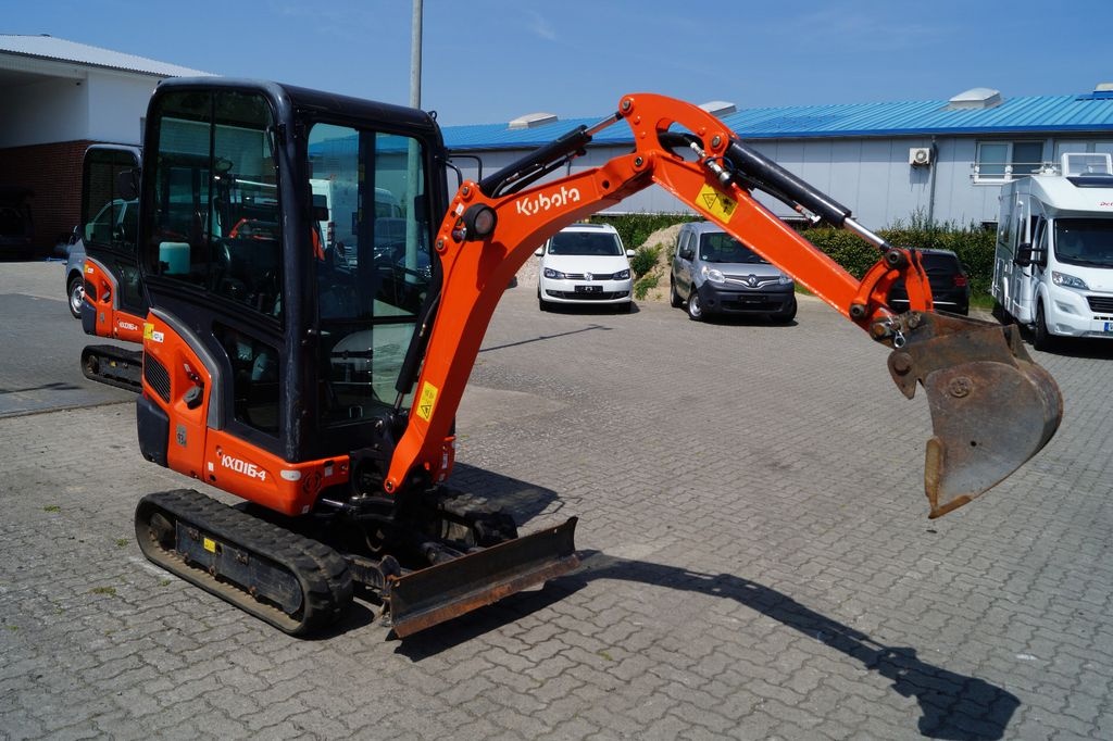 Minibagr Kubota KX016-4