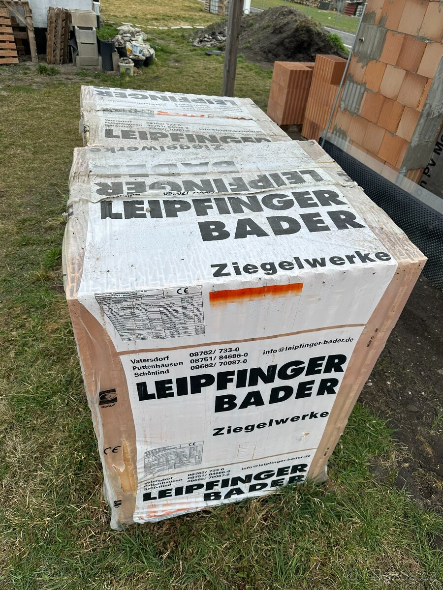 Cihly Leipfinger Bader 42,5