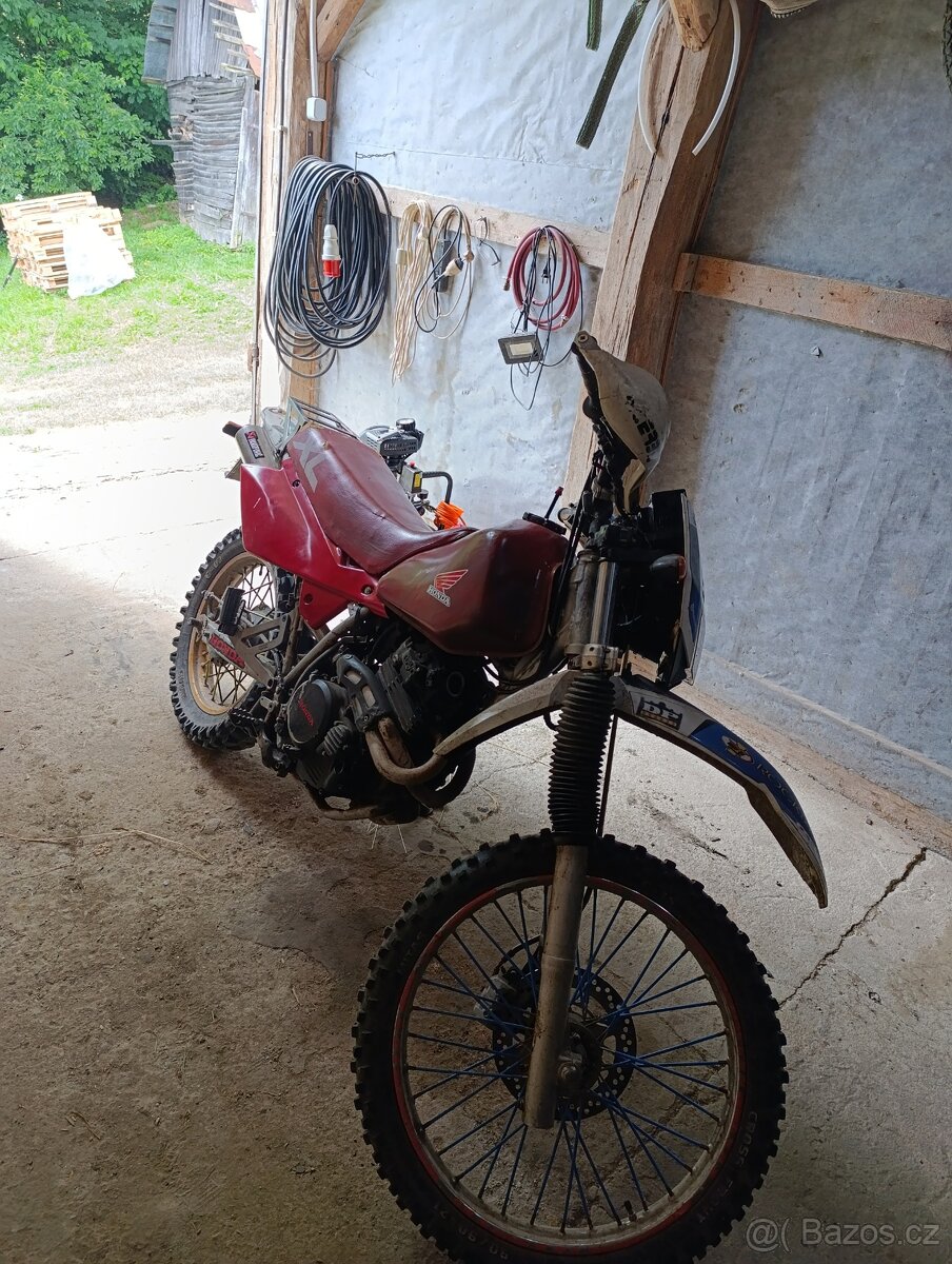 Prodám HONDA XL 350R 1985