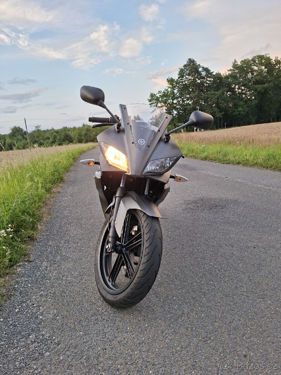 Yamaha yzf-r125 2013