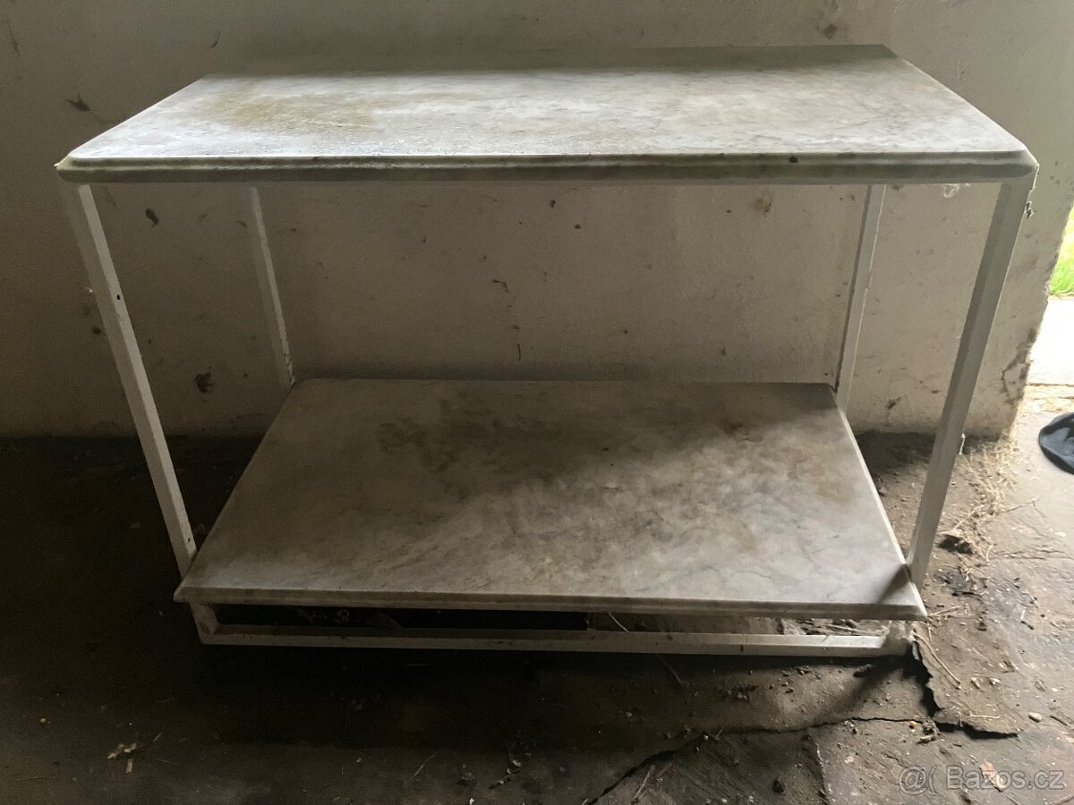 Stůl s mramorem pod TV nebo balkon, zahradu