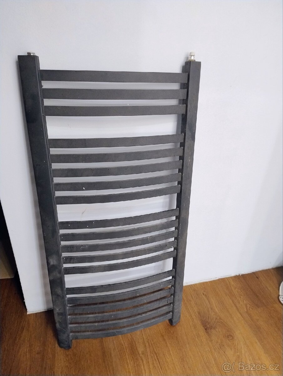 Žebříkový radiátor antracitový