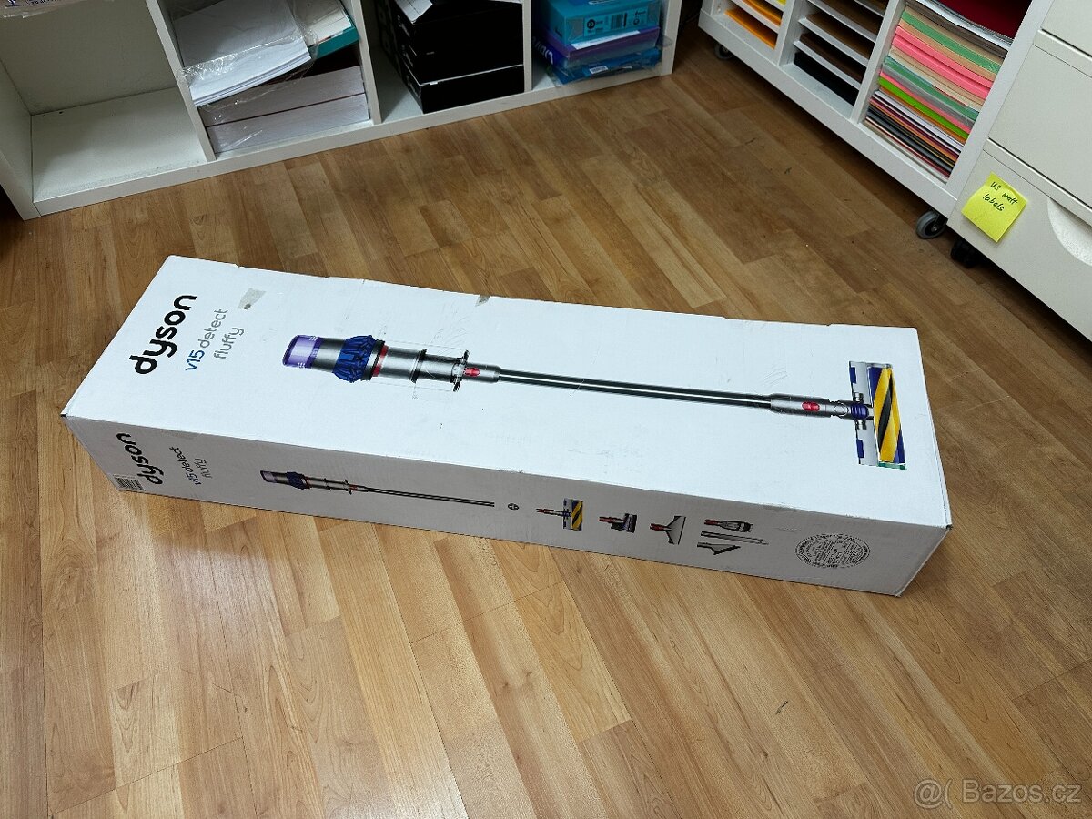 Dyson V15 Detect Absolute - jen vyzkoušený
