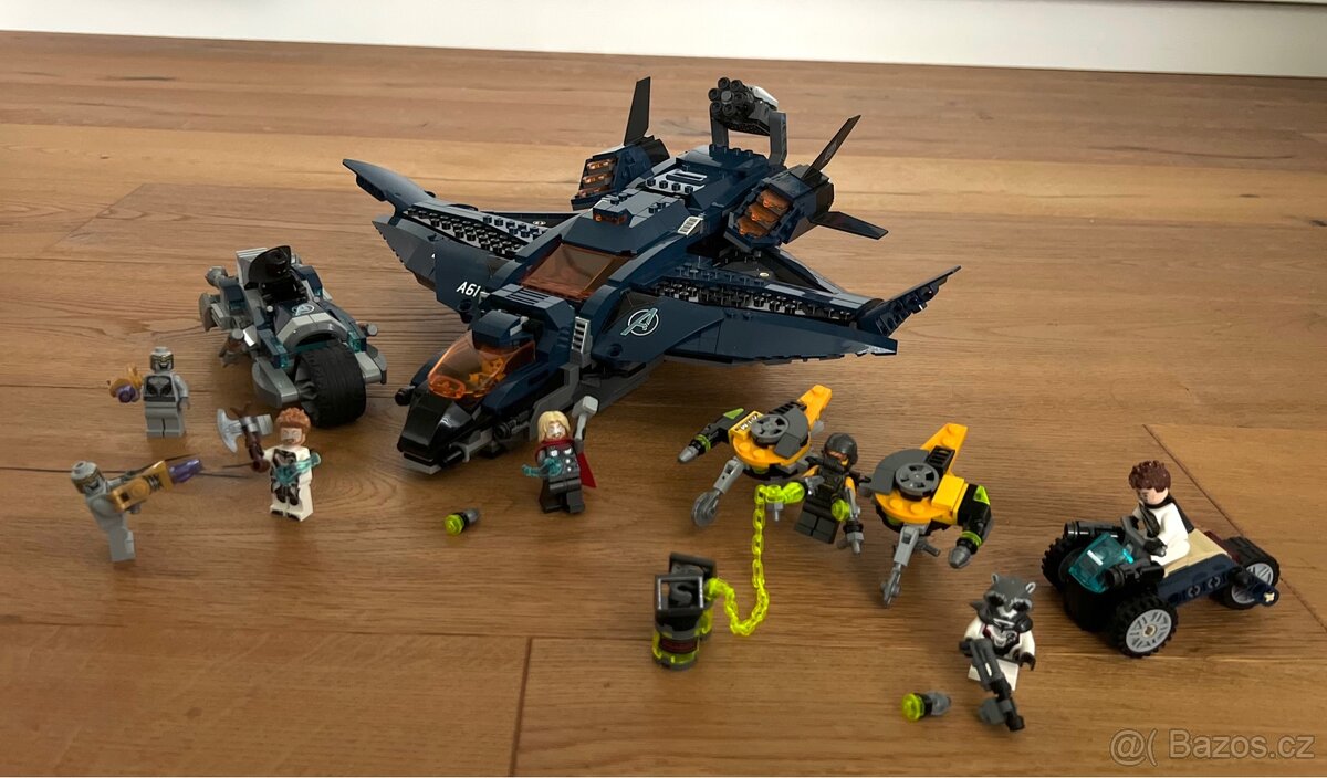 Lego Avengers raketa + bonusová Lego Avengers motorka
