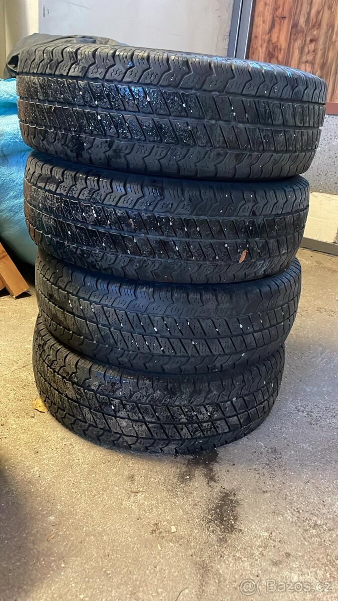 Barum 195/70R15C zimní pneu