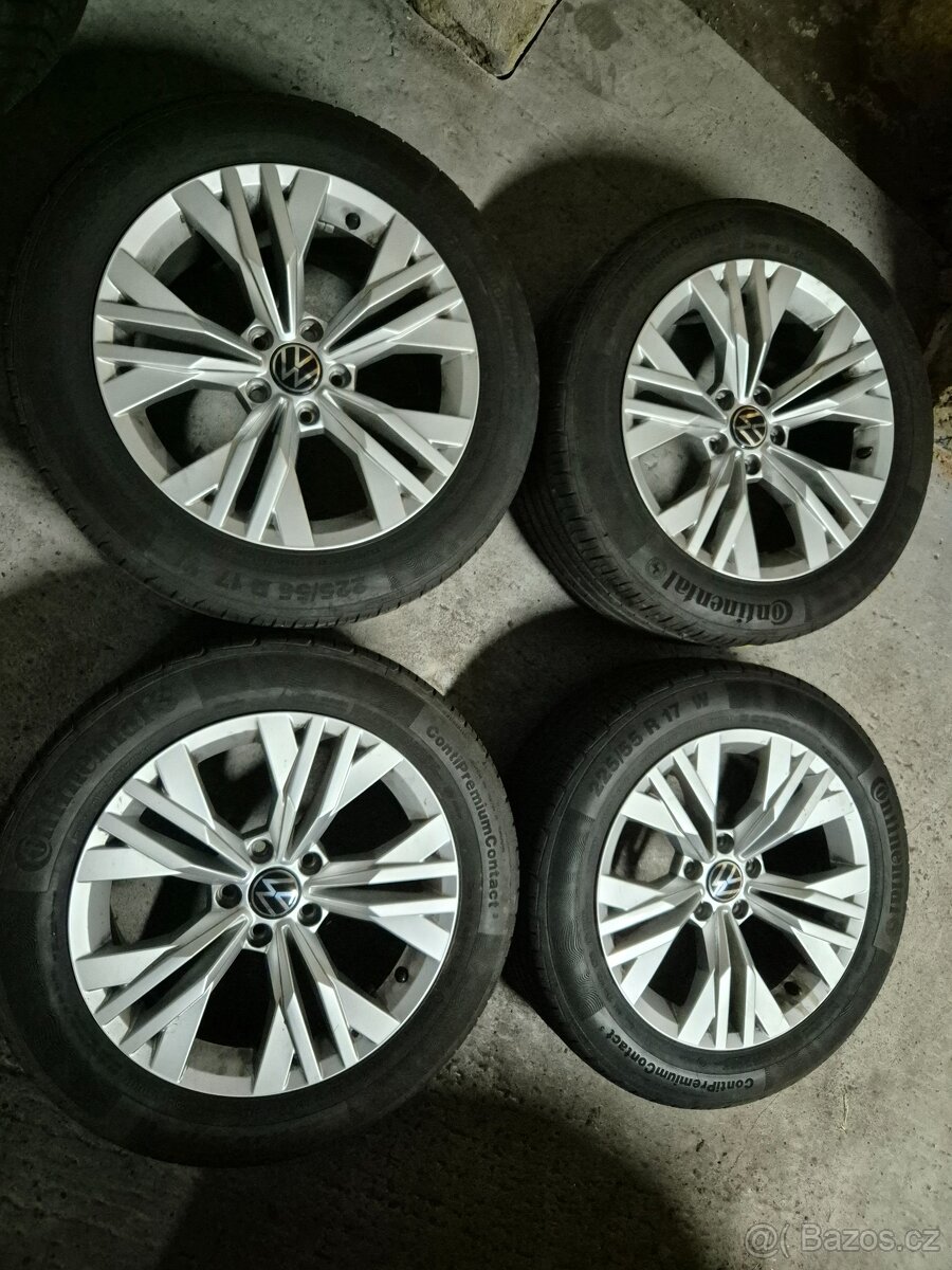 225/55 R17 vw 5x112