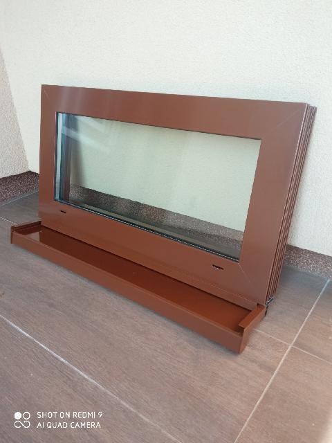 Hliníková pevná okna s parapety-hnědé 2ks profil Wicona NOVÉ