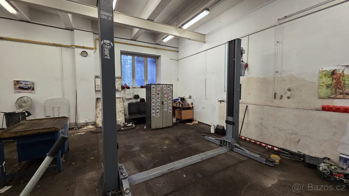 Dvousloupový zvedák Ever-Eternal EE 6253