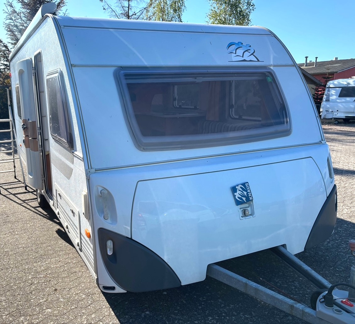 Knaus Nordic Plus 590, ALDE, MARKÝZA, SPRCHA, VELKÁ LEDNICE