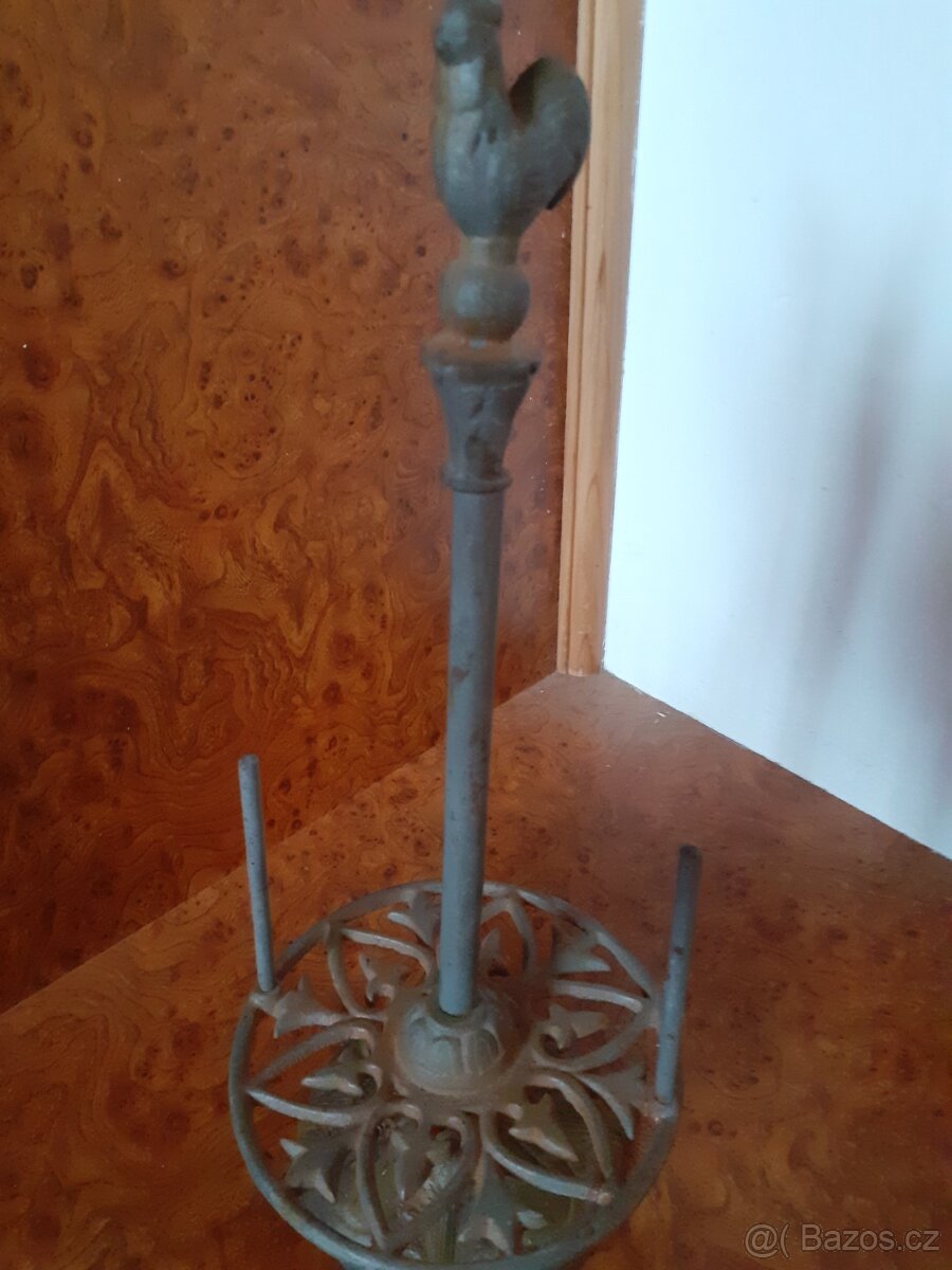 Retro stojan na papírové ubrousky,věšáky