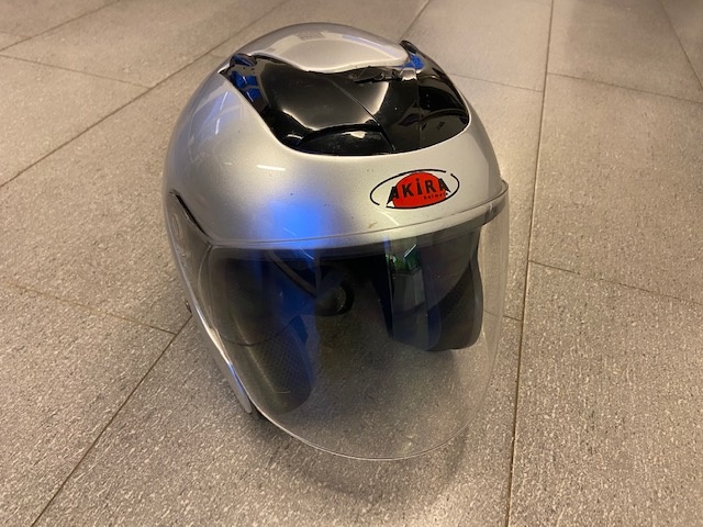 Helma na skútr AKIRA, vel. M