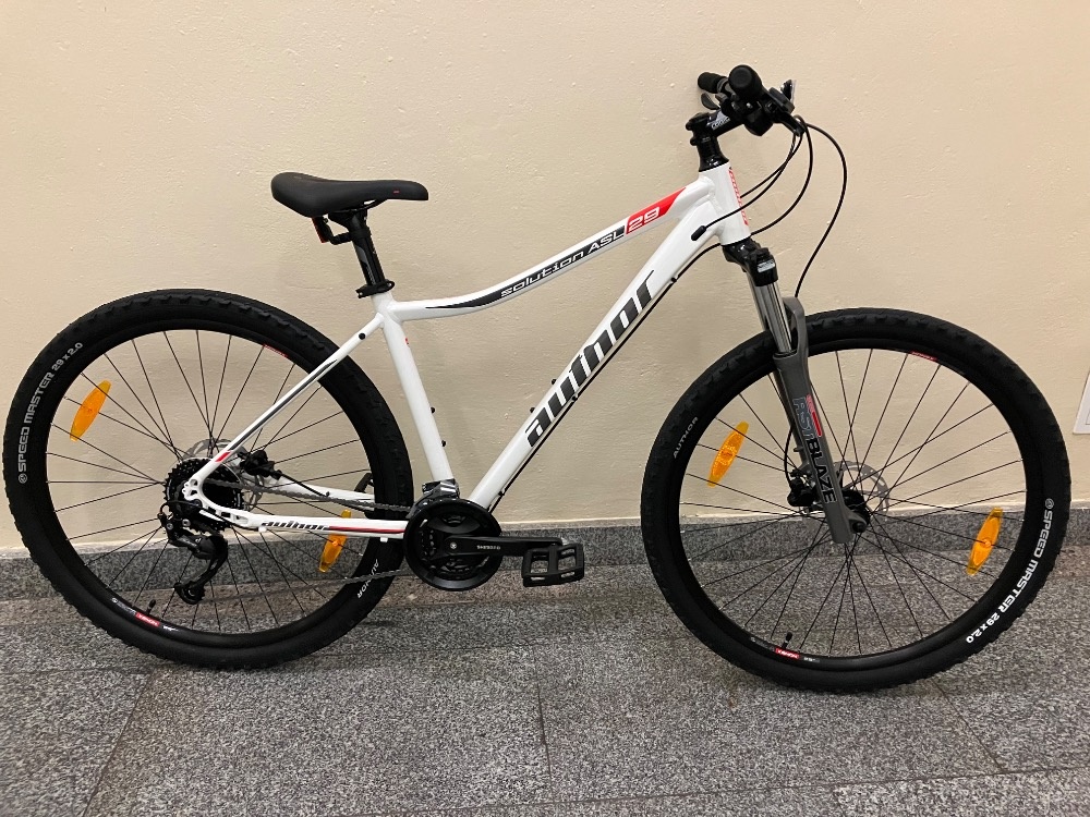 AUTHOR SULUTION 29 ASL, 18"