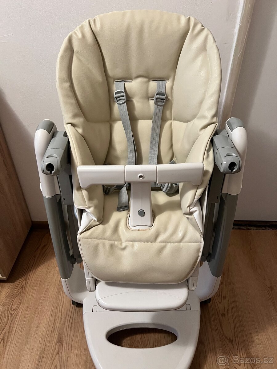 Jidelni zidlicka Peg Perego Tatamia