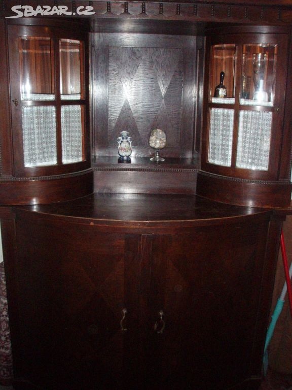 Starožitný sekretář